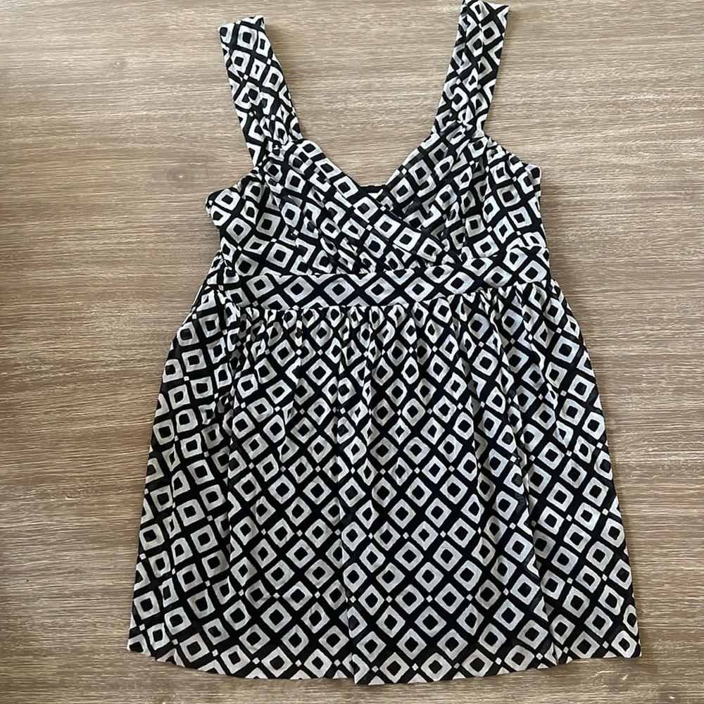 Ladies’ MICHAEL KORS Black and White Top - Size M (Pre-Owned)